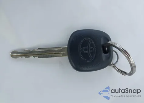 2005 Toyota Highlander V6 from USA, damaged, VIN JTEDP21A750086880